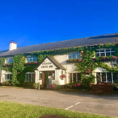 Raleghs Cross Inn Clatworthy ภายนอก รูปภาพ